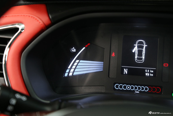 2017款江淮iEV7S 智尊型