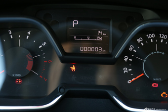 2016款雪铁龙C4世嘉1.2T自动 THP豪华型