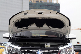 2017款启辰M50V 1.6L自动XV尊享版