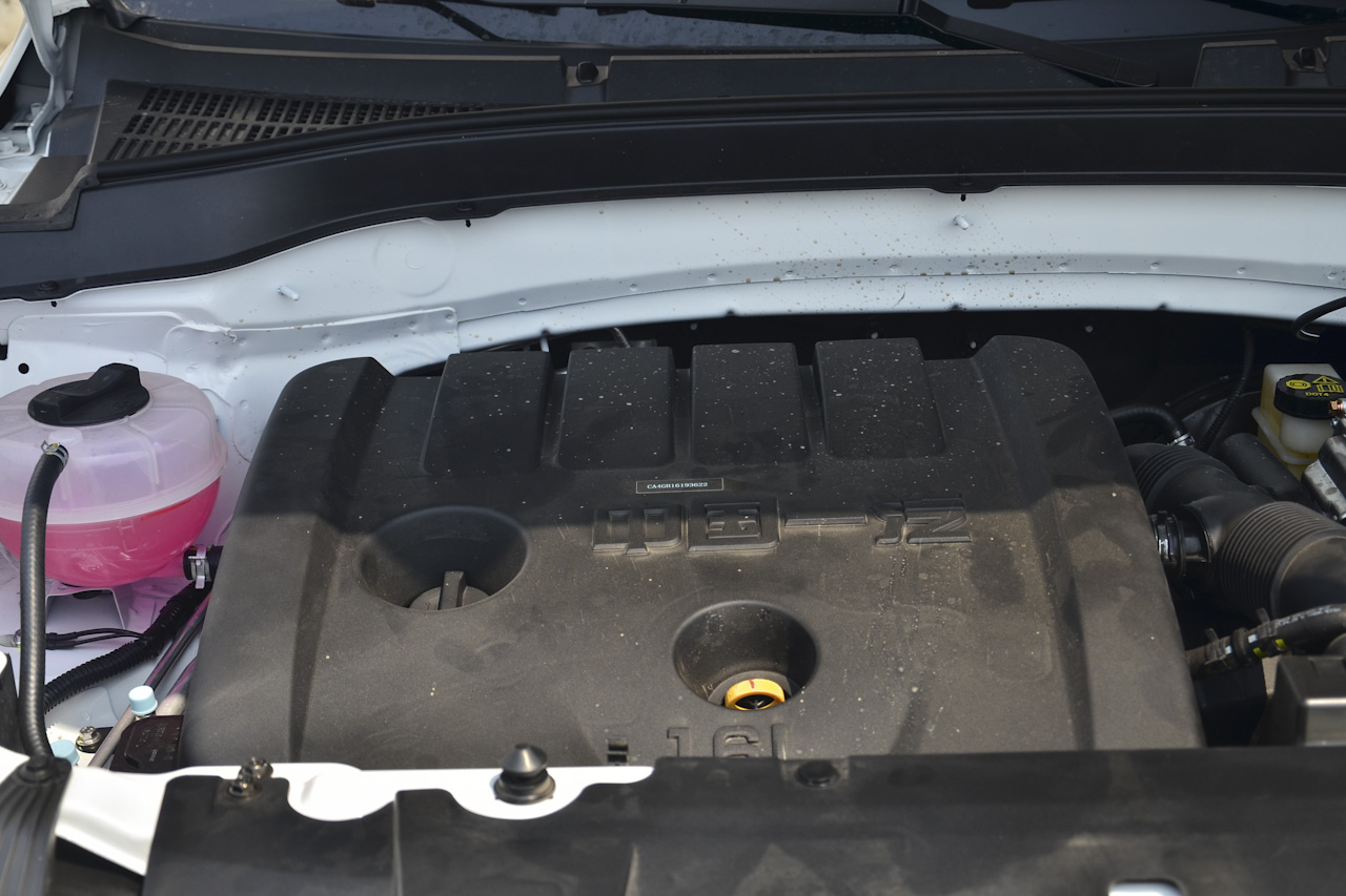 2017款奔腾X40 1.6L手动豪华型