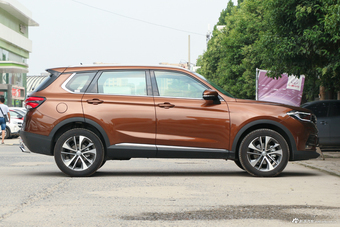 2018款中华V7 1.6T自动豪华型5座280T