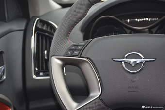 2017款海马S5强动力版1.5T手动尊贵型