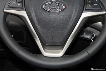 2017款欧尚1.5L手动豪华型