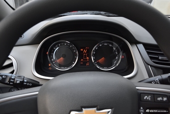 2018款雪佛兰赛欧3  1.5L AMT幸福天窗版