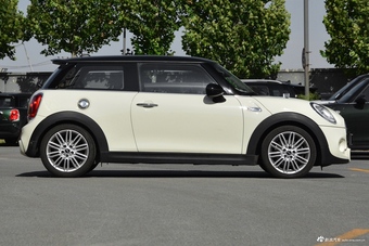 2016款MINI 2.0T自动 COOPER S