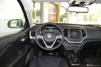 2017款自由光2.4L自动专业版智能包