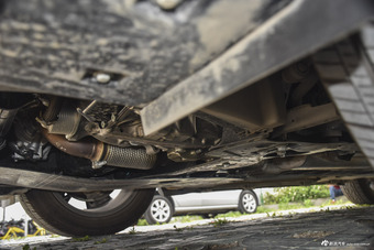 2017款标致4008 1.8T自动380THP豪华版