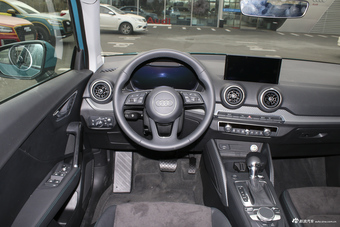 2018款奥迪Q2L 豪华致雅型35TFSI