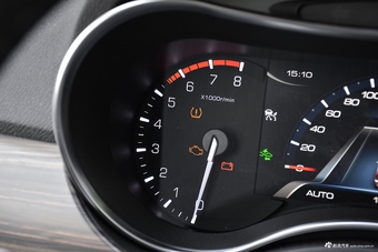 2017款哈弗H9 2.0T自动汽油尊享型5座