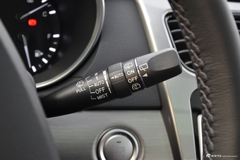 2017款哈弗H8 2.0T自动汽油四驱悦享型