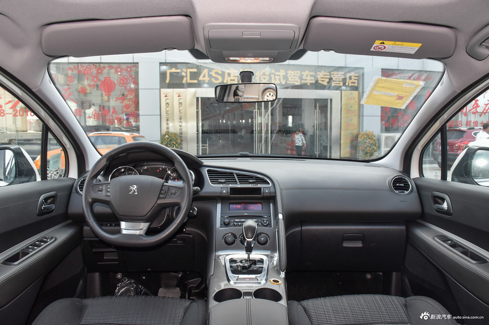 2018款标致3008 2.0L自动经典版
