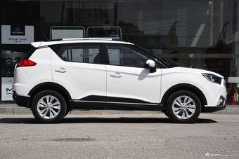 2017款海马S5 Young 1.6L手动豪华型