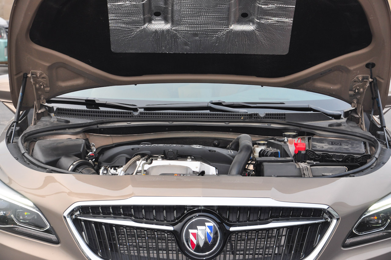 2016款君越2.0T自动旗舰型28T