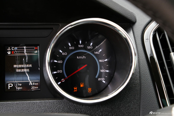 2017款轩朗 2.0L自动舒适型