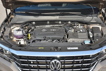 2019款帕萨特2.0T自动尊贵版380TSI 