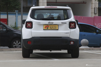 2018款自由侠1.4T自动高能版互联网大屏版