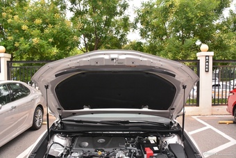 2018款凯美瑞2.5HG自动豪华版