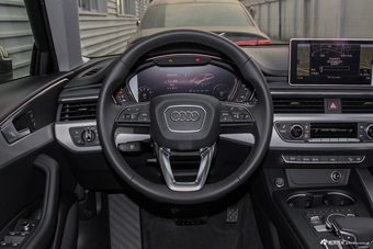 2017款奥迪A4 allroad 2.0T自动 45TFSI quattro运动型
