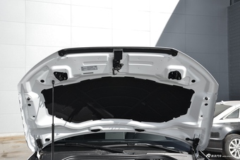 2017款奥迪Q3 1.4T自动30 TFSI时尚型