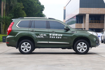 2017款哈弗H9 2.0T自动汽油尊贵型7座