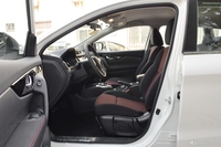 2017款日产逍客 2.0L自动精英版