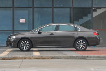 2017款雪铁龙C6 1.8T自动豪华型