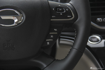 2018款传祺GM8自动320T旗舰版