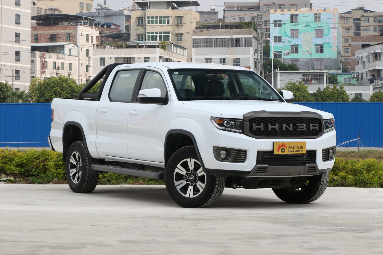 2017款黄海N3 2.5T手动四驱运动版JE4D25C