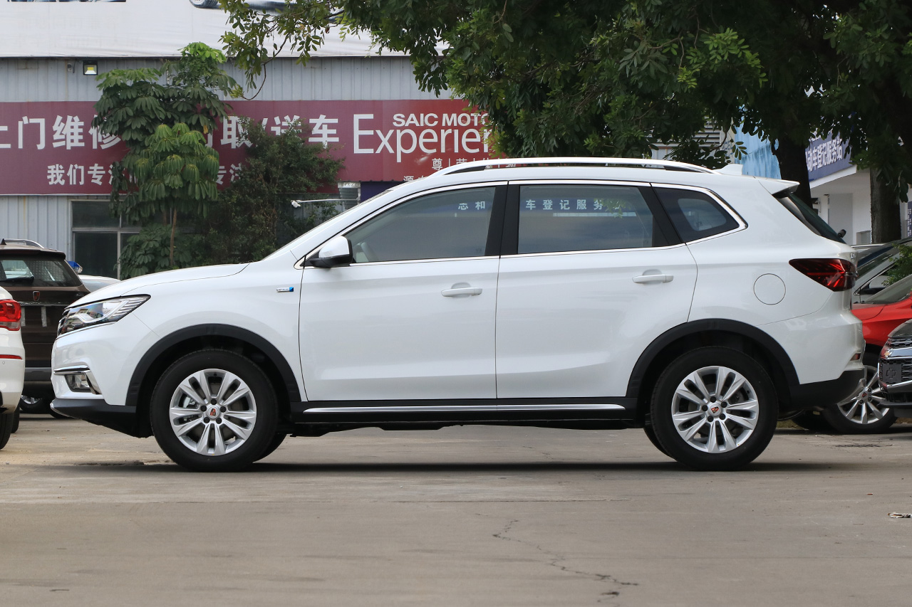 2018款荣威RX5 1.5T 20T手动两驱旗舰版