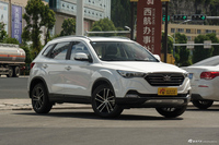 2018款奔腾X40网红版 1.6L自动豪华型