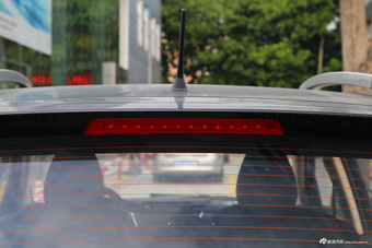 2017款宝骏560 1.5T 手动舒适型7座 