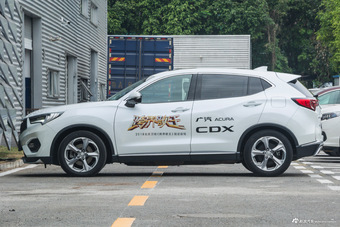 2016款讴歌CDX 1.5T自动两驱尊享版