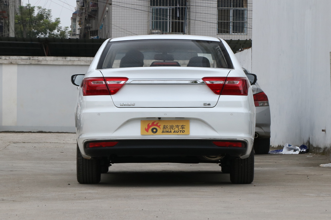 2018款吉利远景1.5L手动幸福版