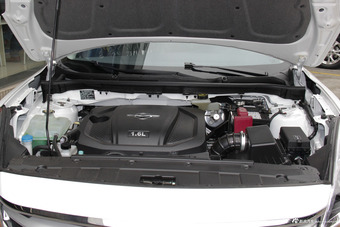 2017款海马福美来1.6L手动豪华型