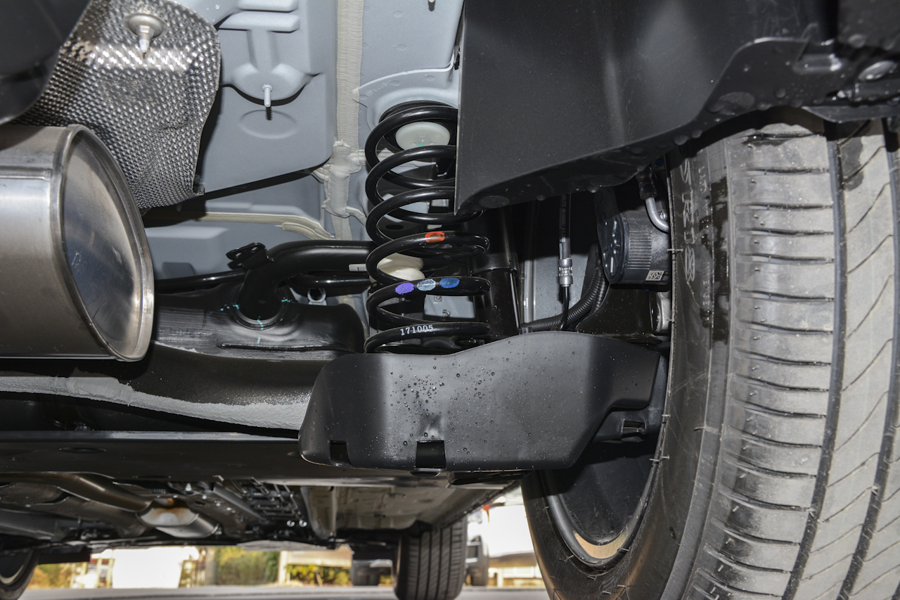  2017款标致4008 1.6T自动350THP精英版