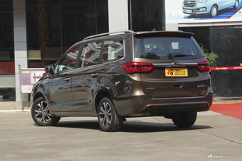 2018款瑞风R3 1.6L手动豪华天窗型