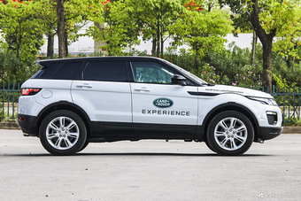 2016款揽胜极光2.0T自动SE智耀版 玉龙雪山白