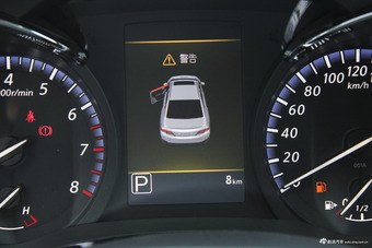 2018款启辰D60 1.6L自动智联精英版