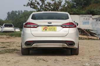 2018款蒙迪欧2.0T自动豪华型EcoBoost 200