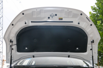 2018款比亚迪宋MAX 1.5T自动智联尊享型6座