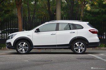 2016款启辰T70X 2.0L自动睿享运动版