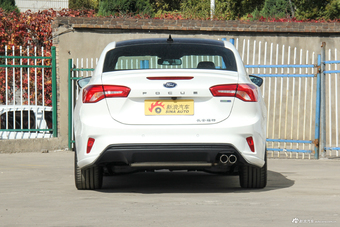 2019款福克斯三厢1.5T自动ST Line EcoBoost 180