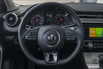 2018款名爵6 1.5T自动20T精英智联版 