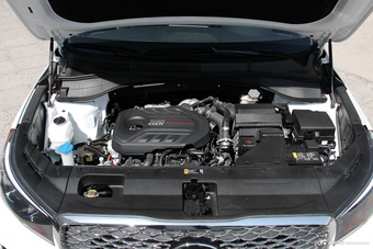 2017款起亚KX7 2.0T LUX自动四驱