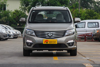 2016款风行S500 1.5L手动舒适型 闪耀金