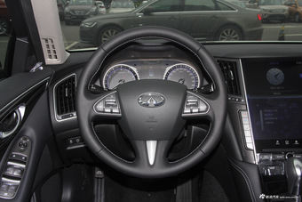 2016款英菲尼迪Q50L 2.0T自动舒适版