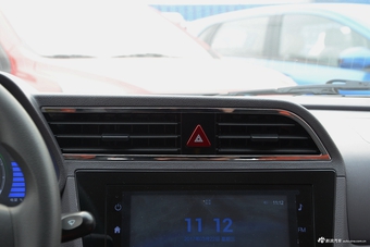 2017款EC系列 EC180 灵秀版