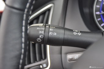 2016款英菲尼迪Q50L 2.0T自动悦享版