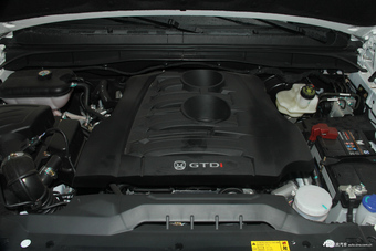 2016款驭胜S350 2.0T自动四驱汽油超豪华版7座