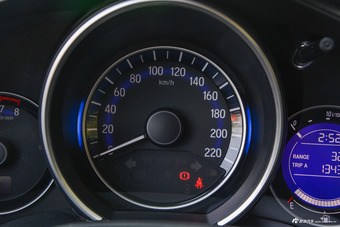 2018款飞度1.5L CVT潮跑+版